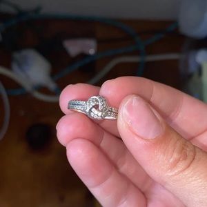 Pandora Ring